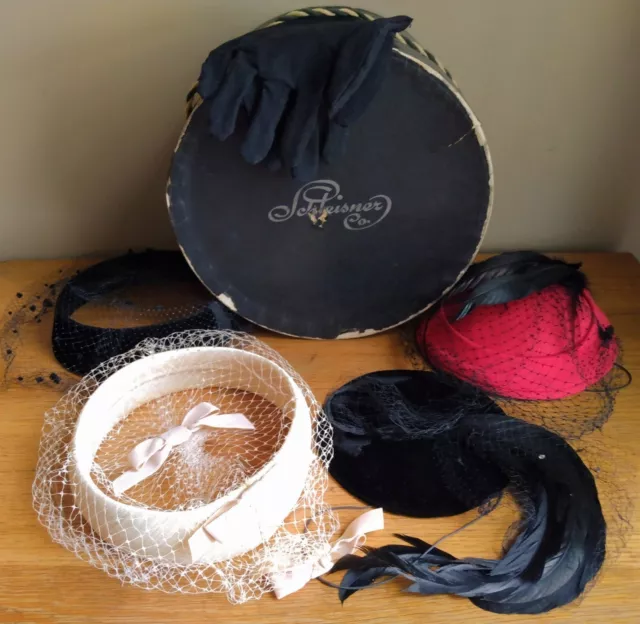 Lot Of Four Vintage Ladies Hats, Schleisner Hat Box, Gloves 1940s/1950s Costume