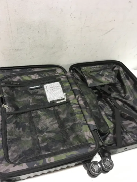 Hard Side Luggage Carry On With Spinner Wheels And TSA Lock 19”