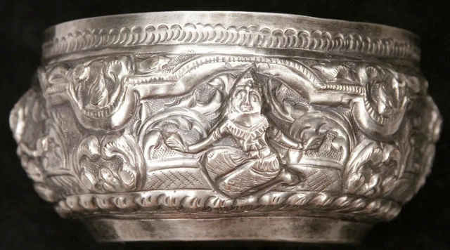 Antique Vintage Burmese Thai Repousse 650 Silver Thabeik Bowl Water Offering Old 3