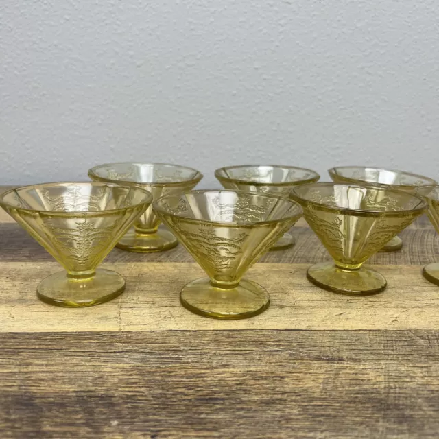 Set 7 YELLOW AMBER FEDERAL DEPRESSION GLASS Sherbet Dessert Cups Madrid Pattern