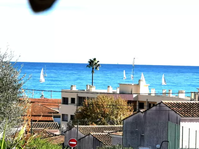 Appartement à vendre à Antibes 2