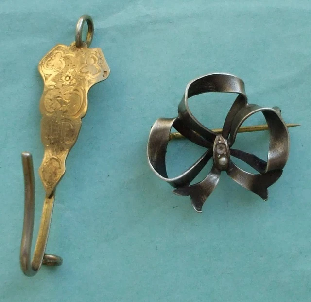 2 JOLIES BROCHES ANNEES 1900 PORTE-MONTRE DE COL ARGENT MASSIF VERMEIL.POINçON