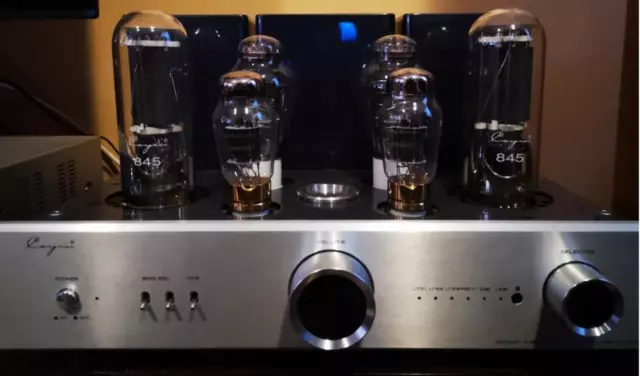 Cayin CS 845 A röhren - verstärker - triode - tube--amplifier