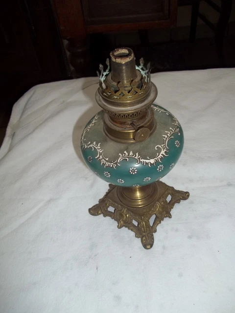 Lot De 2 Lampes à Huile Anciennes - Verre Vert, Capacité 150 Ml - Décoration Et éclairage D'ambiance
