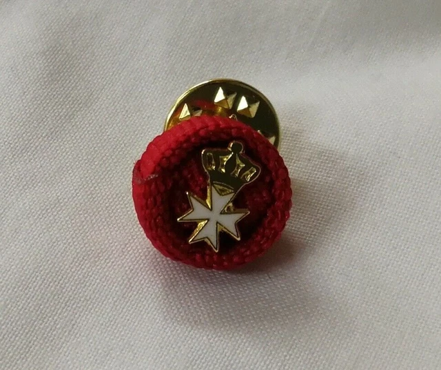 Broche Croix De Malte En Or 18 Carats – Neuf Sans Emballage, Or Jaune, Fabriqué à Malte
