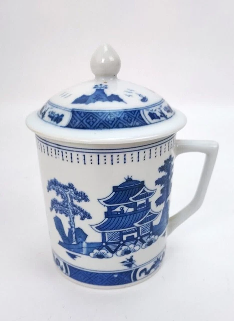 Porcelain Asian Chinese Coffee Mug Tea Cup With Lid, Blue And White Design