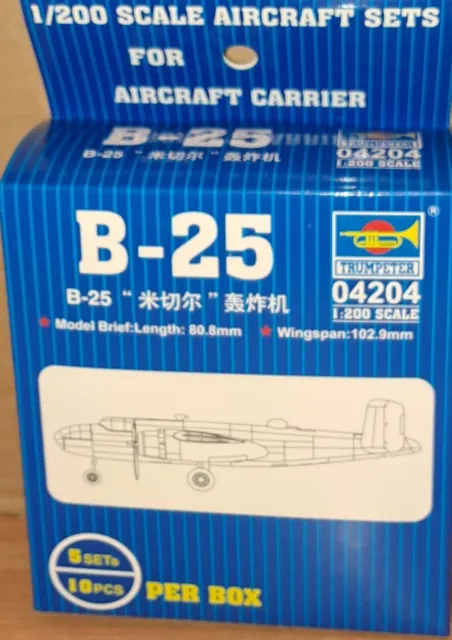 1/200 B-25 Mitchell (5 in box) by Trumpeter 04204