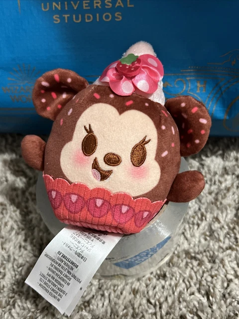 Minnie  Mouse Disney Munchlings Scented Plush  Sprinkle Cup Cake