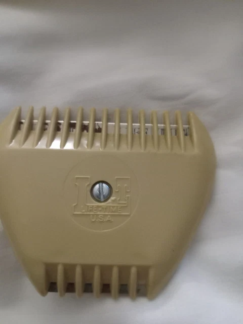 Vintage Metal Spring Brush hair curler, LIFEtime)USA)
