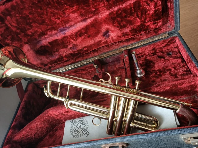 Trompette Selmer 703 type 66 dans malette d'origine + Embout Bach 70