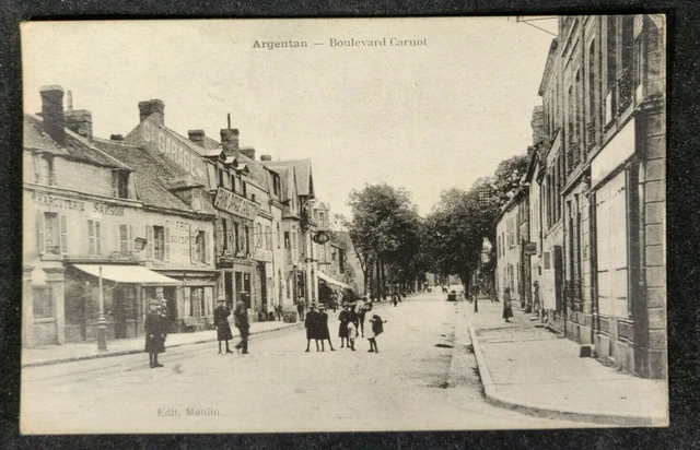 CPA 61 - Argentan - Boulevard Carnot - animée - Charcuterie Samson - Garage