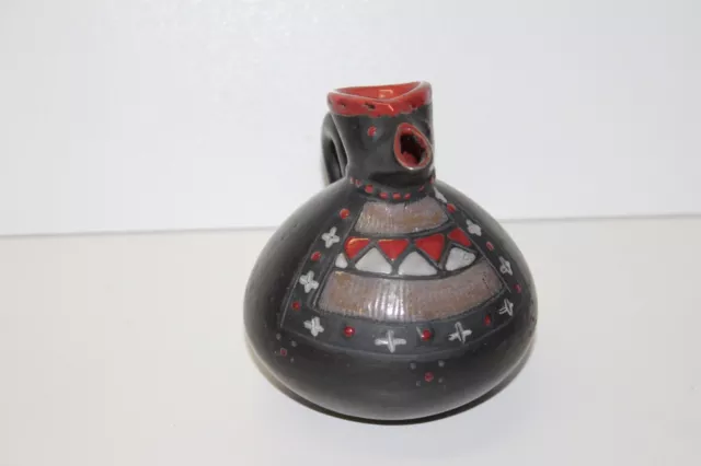 Petit vase en céramique émaillée anthropomorphe avec décors géométriques 1950