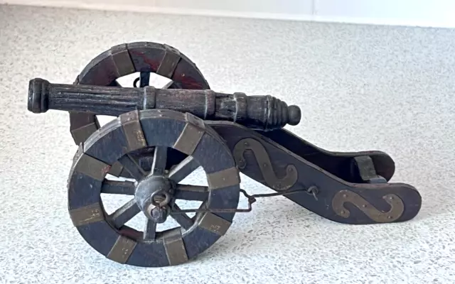 Vintage Hand Carved Wooden Cannon ornament Model Metal accents 23 x 10x14 cm