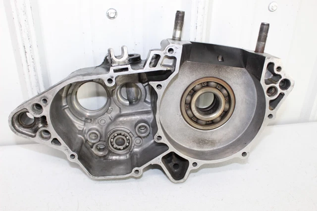 1983 - 1984 Yamaha IT490 Engine Crankcase Left 3R5-W1511-01-00 YZ 490 83 - 90