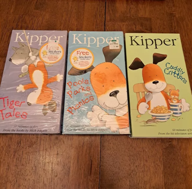 Lot of 3 Kipper The Dog VHS Tapes Pools Parks Picnics Tiger Tales Cuddly 2001