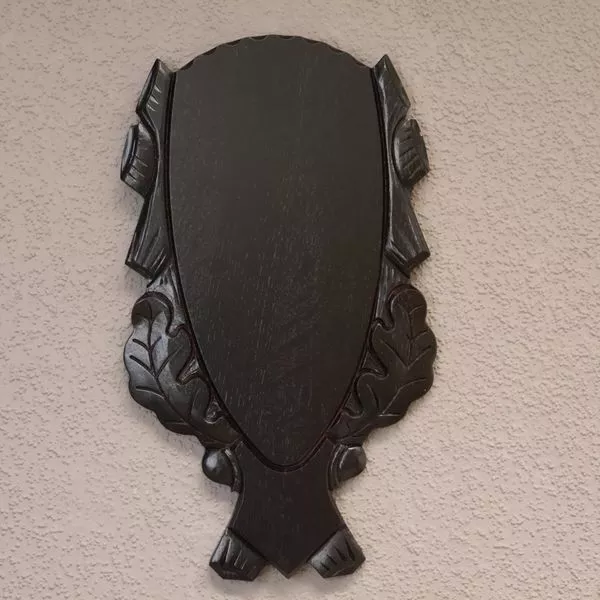 Escudo de Trofeo Tallado Cornamenta Ciervo Rojo Af H35 CM