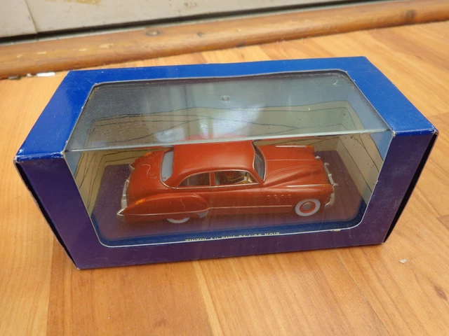 voiture tintin n°49 ford custom turquoise d'objectif lune atlas 1:43