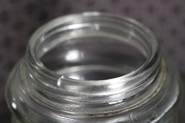 Original Vintage Sellers Hoosier Glass Ribbed Jar Kitchen Cabinet Shaker Lid 8