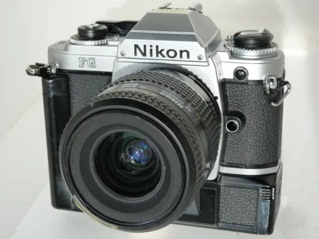 Nikon FG 35mm F.SLR Manual Focus Camera,AF Nikkor 35-80/4-5.6 lens. MD-E mt.READ