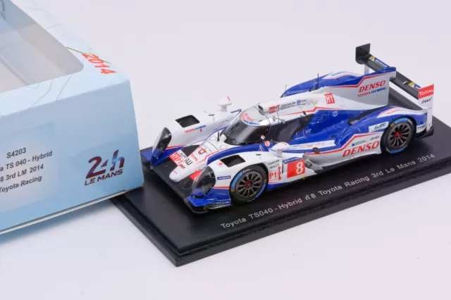 Toyota TS 040 - Hybrid - n°8 - 3ème Le Mans 2014 Spark 1/43 réf S4203