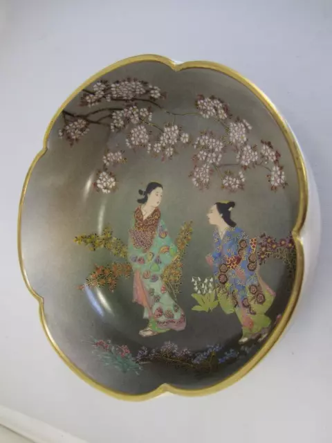 Antique Japanese Satsuma 2 Figures In A Garden 6" Bowl Meiji Period Japan