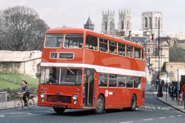 Bus Photo - West Yorkshire Road Car York 3951 DWU836H Bristol VR ECW