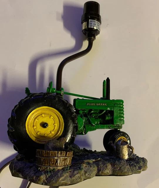 John Deere 1999 Green Farm Tractor 12 Inch Table Lamp Working