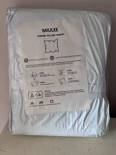 BRAND NEW Miulee Set of 2 White Cushion Inner Pillow Insert 16”x16” 40cm X 40cm
