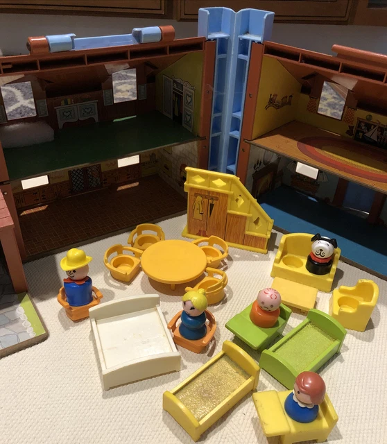 FISHER PRICE LITTLE People Play Family Tudor House Brown Roof 952