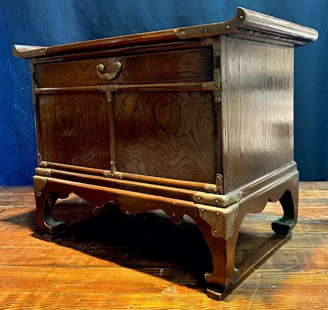 Vtg Asian  Altar Table With Drawer And Two Sliding Doors 18” Tall