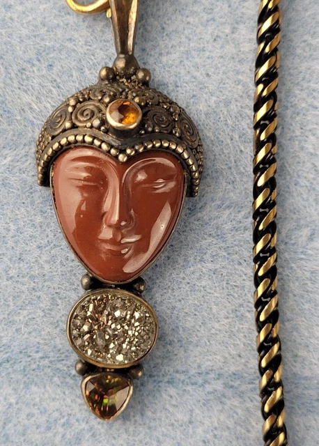 Sajen pendant discount