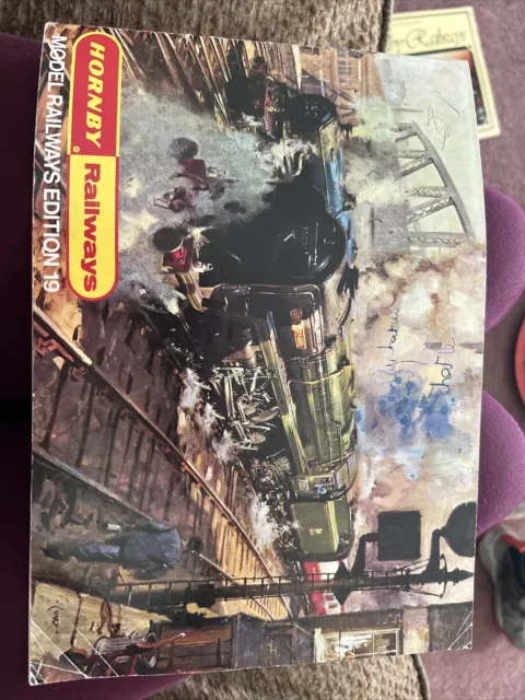 Hornby Railways Model Railways OO Gauge Catalogue 1973 Edition 19