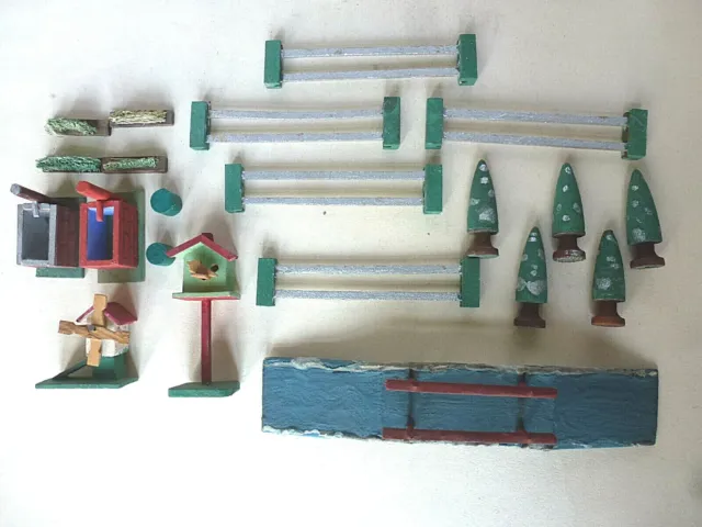 Dorf mit Kirche - altes Erzgebirge Spielzeug - Holzspielzeug 3