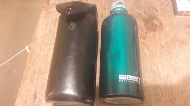 R.U.C. Royal Ulster Constabulary DMSU RIOT OFFICER WATER BOTTLE/CARRIER