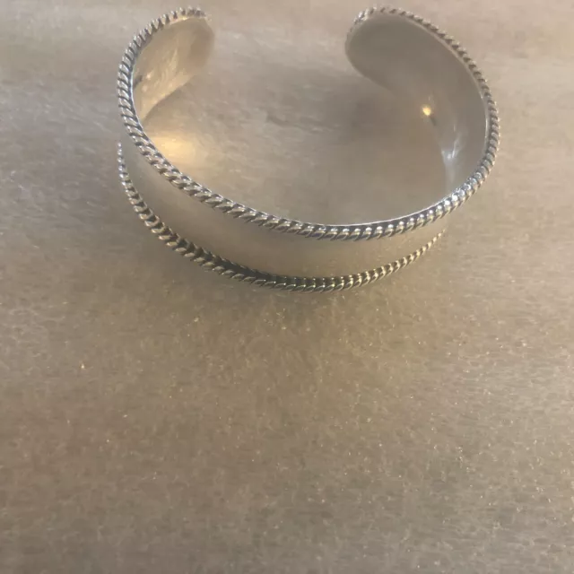 Mexican Sterling Silver Cuff Bracelet Circumference 5 3/4 Gap 1 inch