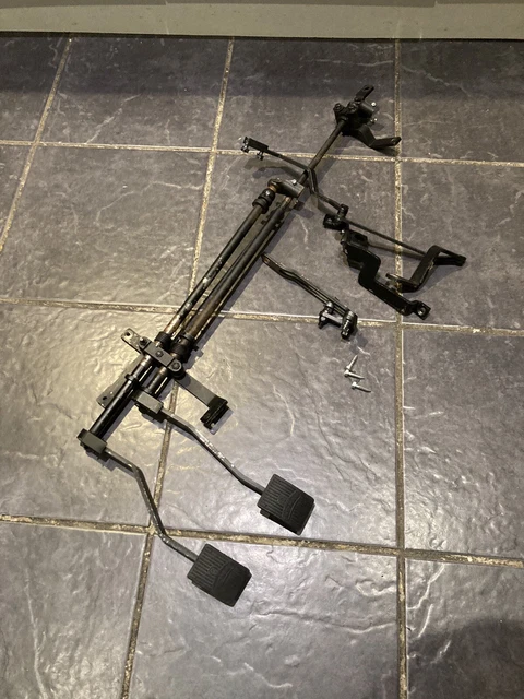 He-Man Dual Control Pedals Clio 4/ Renault Captur