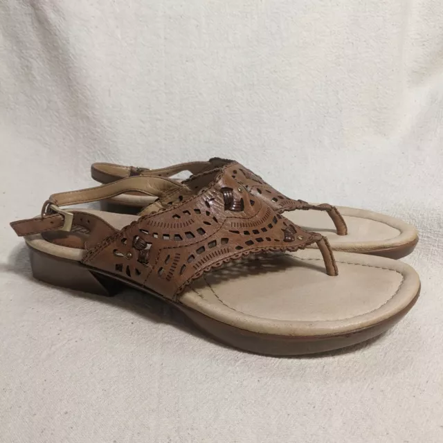 10B Thong Sandal Alpaca Leather Comfort Block Heel Laser Cutout Back Strap Boho