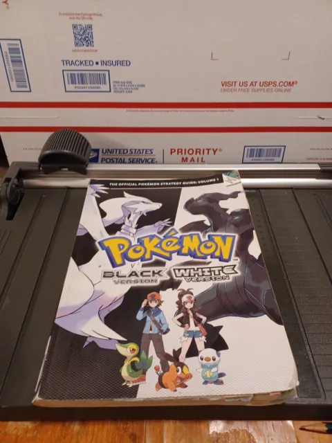 Pokémon Black & White Version Strategy Game Guide Pokemon Volume 1 SUPER RARE
