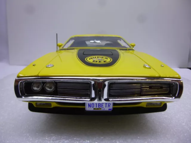 Dodge Charger Super Bee 1971 Autoworld 1/18 2