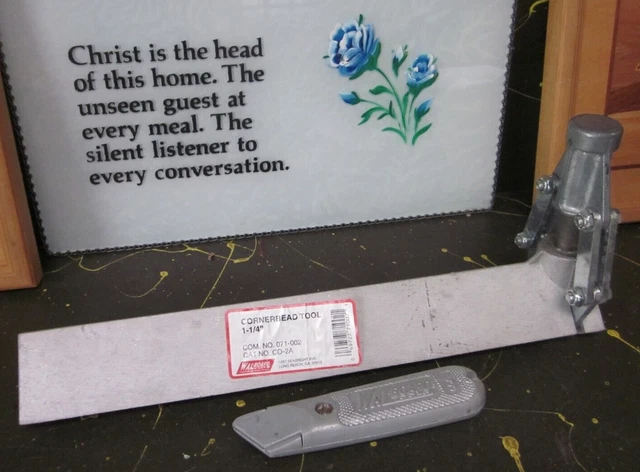 Wal-Board cornerbead tool 1-1/4 in. + drywall knife