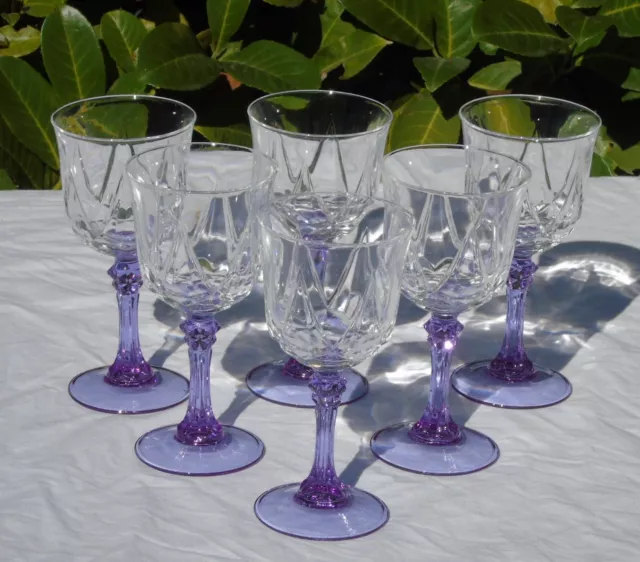 Service de 6 verres à vin rouge en cristal d'Arques, modèle Auteuil Lilas