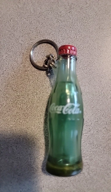 Vintage 1999 Coca Cola Green Bottle Red Cap Key Chain Keychain Rare