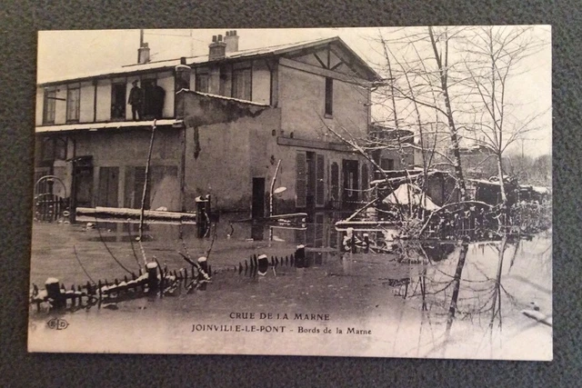 CPA. JOINVILLE LE PONT. 94 - Crue de la Marne. Edges de la Marne. Pub Kub