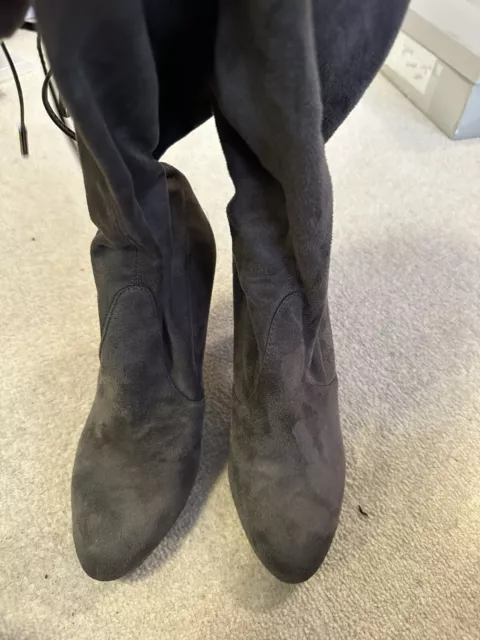 WOMEN’S GREY KNEE High Boots Suede Size 8 £35.00 - PicClick UK