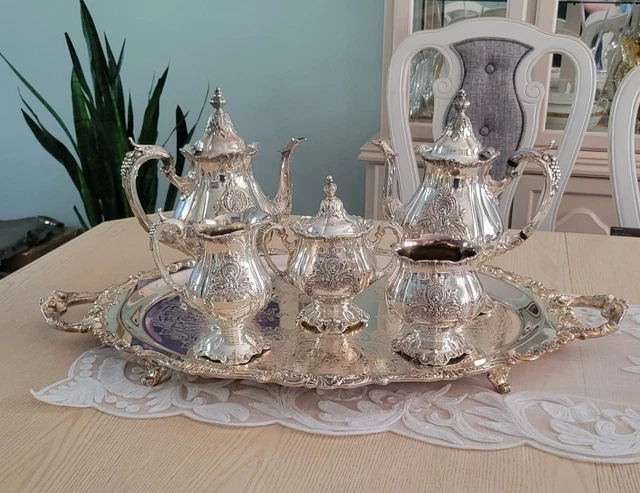 ANTIQUE CHRISTOPHER WREN by Wallace Silverplate Coffee/Teapot Set