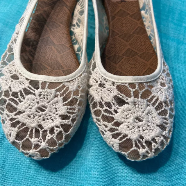 Lucky Brand Ivory Embroidered Lace Ballet Flat Women's Size 8 NEW