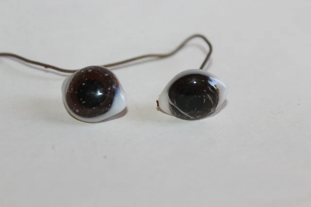 Yeux dormeurs poupées anciennes en verre - Sulfure - Couleur marron