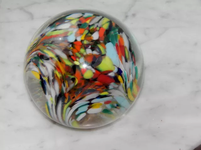 Antiker Briefbeschwerer Paperweight bunte Farbeinschmelzungen Böhmen um 1900