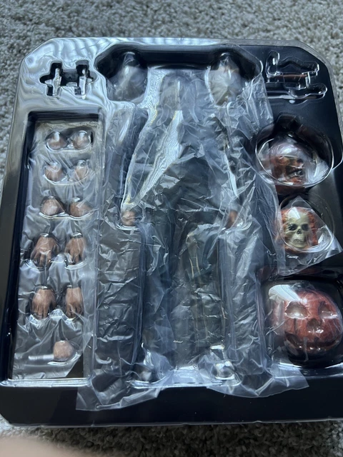 Mezco One 12 Halloween II Michael Myers Action Figure Halloween 2 OPEN BOX