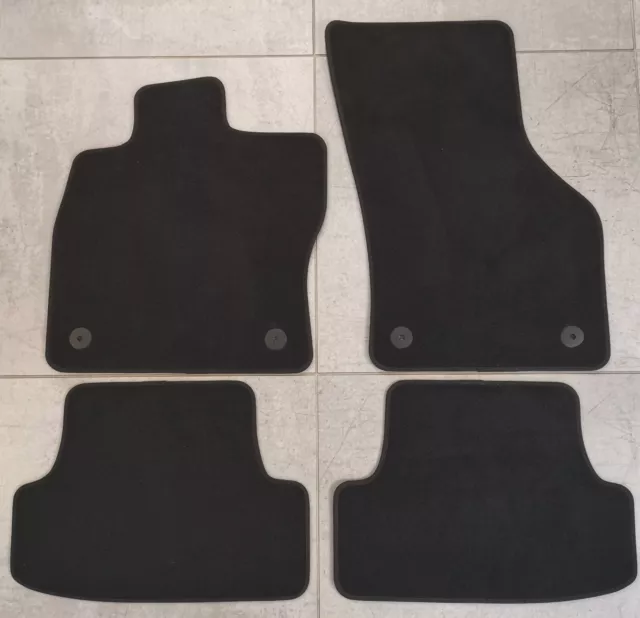 ORIGINAL SEAT LEON (5F) jeu de tapis de sol en caoutchouc v+h